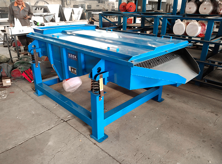 直線振動篩電機傾斜角度對篩分效果有什么影響？